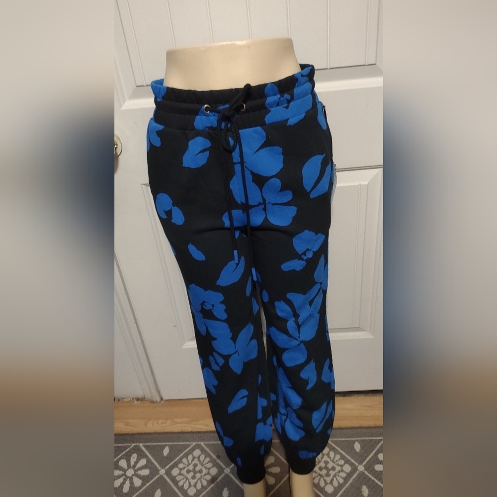 New condition pants for women size XS